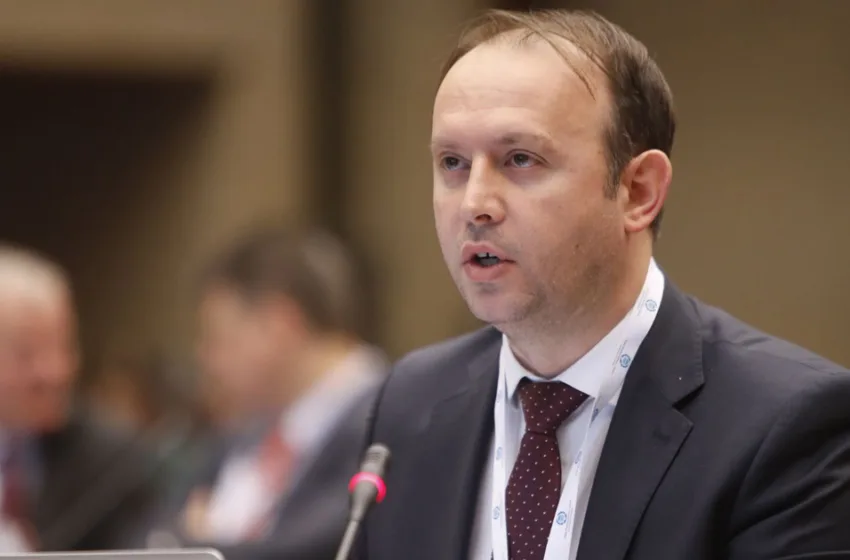  „Косово е моја татковина“, порача Гаши, претседателот на македонското Собрание!