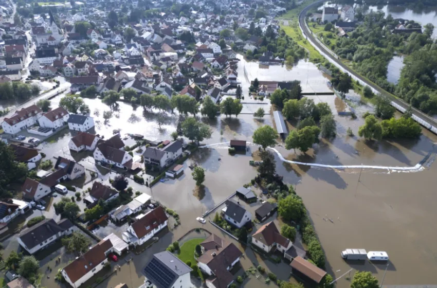  Во делови на Германија железничкиот сообраќај е во прекин поради поплави