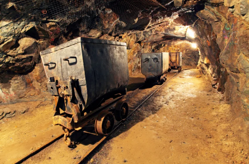  Се трага по 7 рудари, еден загинат: Поплавен рудник во Кина, блокиран поради големо количество тиња