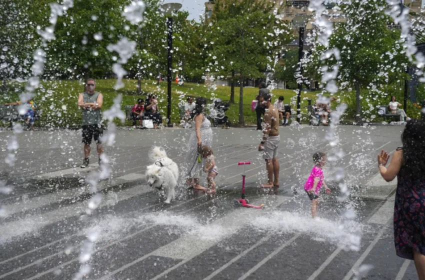  Делови од Средниот Запад во САД се поплавени: На источниот брег предупредување од екстремна топлина