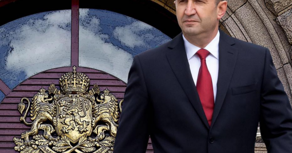 (ФОТО) Радев се разнежни: Емотивно го честита роденденот на својата сопруга
