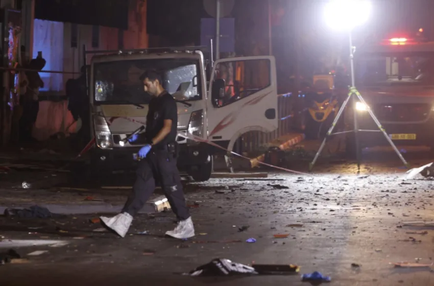 Израелска полиција потврди: Експлозијата во Тел Авив е терористички напад