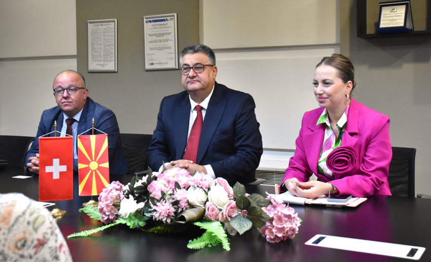Протоколарна средба меѓу Министерот за јавна администрација, Горан Минчев и Амбасадорката на Швајцарија, Н.Е. Вероник Улман
