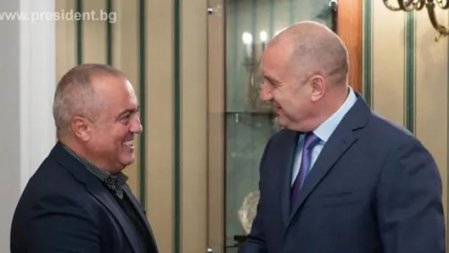  Претседателот на бугарскиот клуб во Битола изрази надеж до Радев за брзо вклучување на Бугарите во Уставот